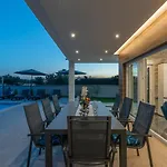 Mersi Villa