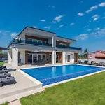 Villa Mersi *